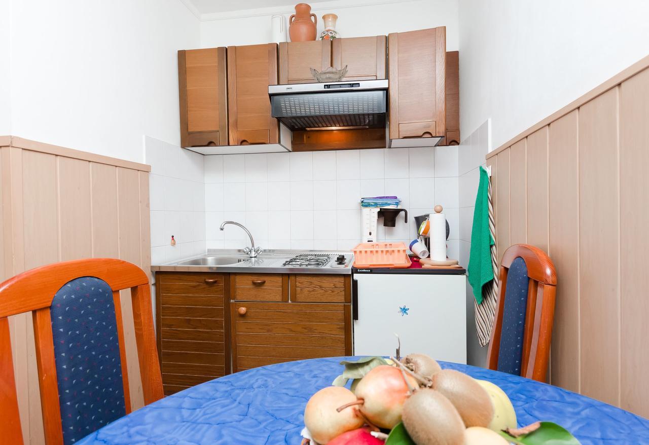 Apartments Ilinka Lovran Eksteriør bilde